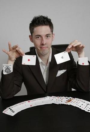 choriwe close-up magician picture